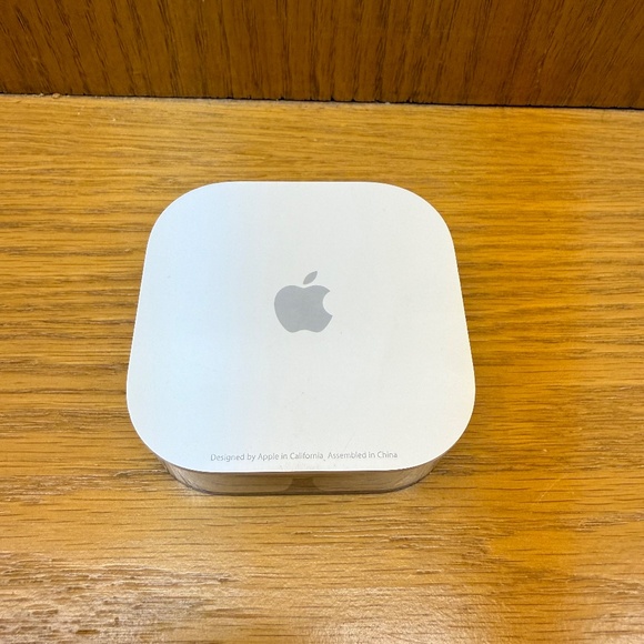 Apple "iPod In-Ear Headphones" - Rare Vintage 2004 - Picture 2 of 3